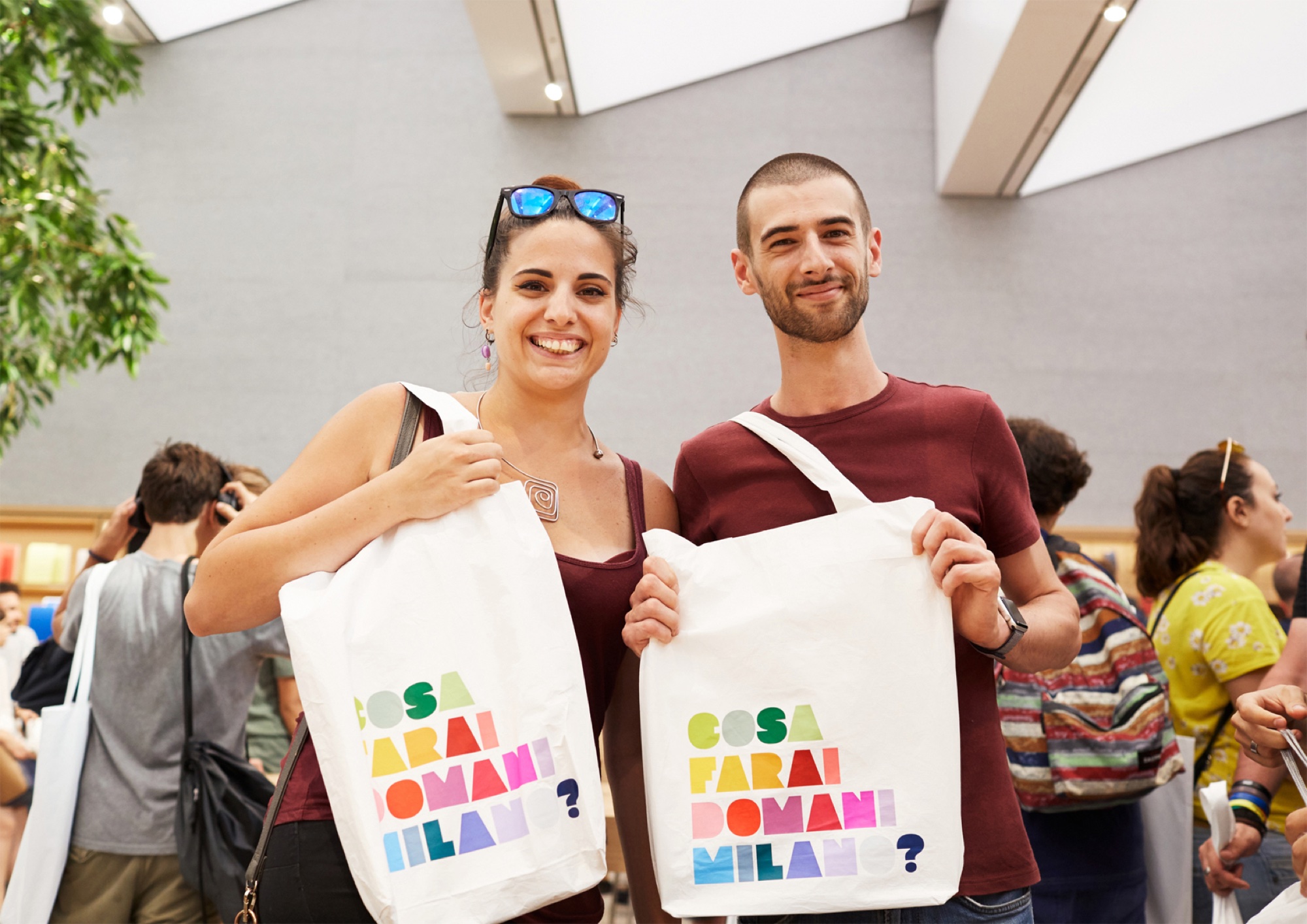 Apple Piazza Liberty — Cosa farai domani Milano?